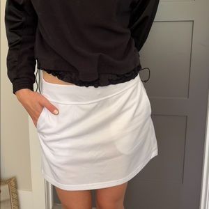 White tennis Skirt 🎾 size small 🎾